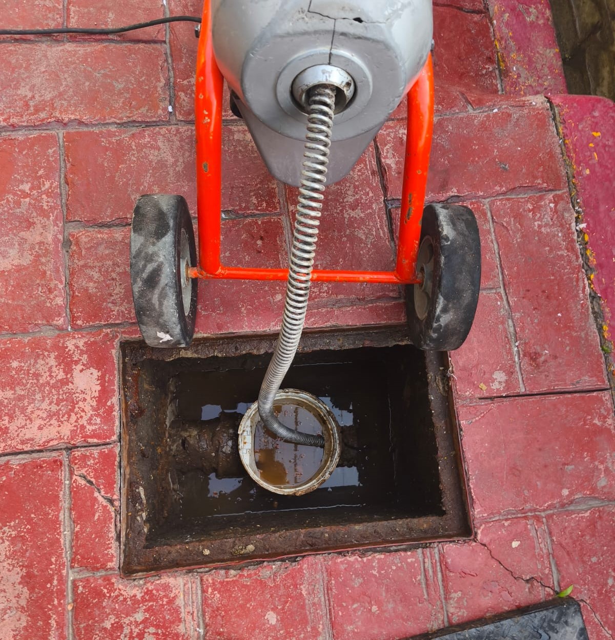 Servicio de Desazolves de Drenajes en la Colonia PEMEX Lindavista, Gustavo A Madero