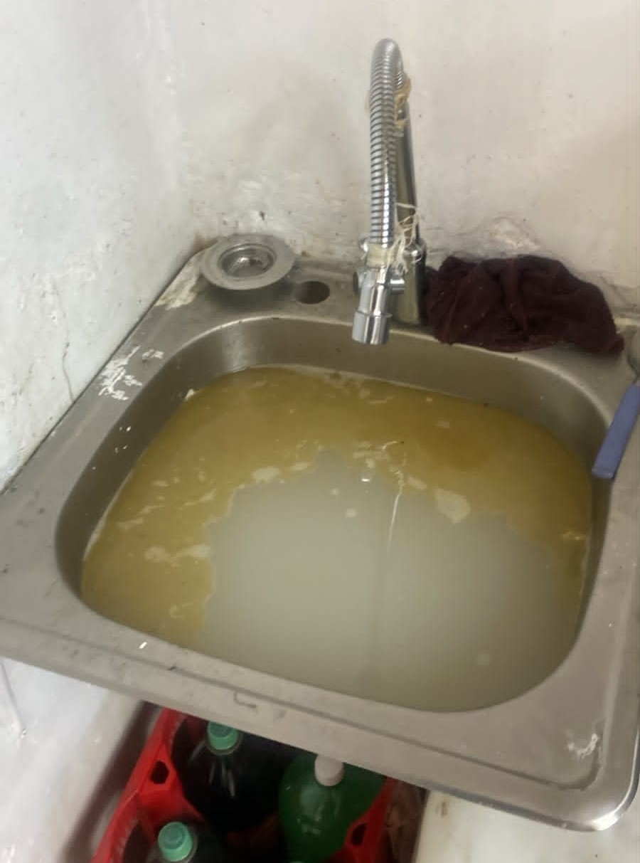 Servicio de Desazolves de Drenajes en la Colonia Centro, Cuauhtémoc
