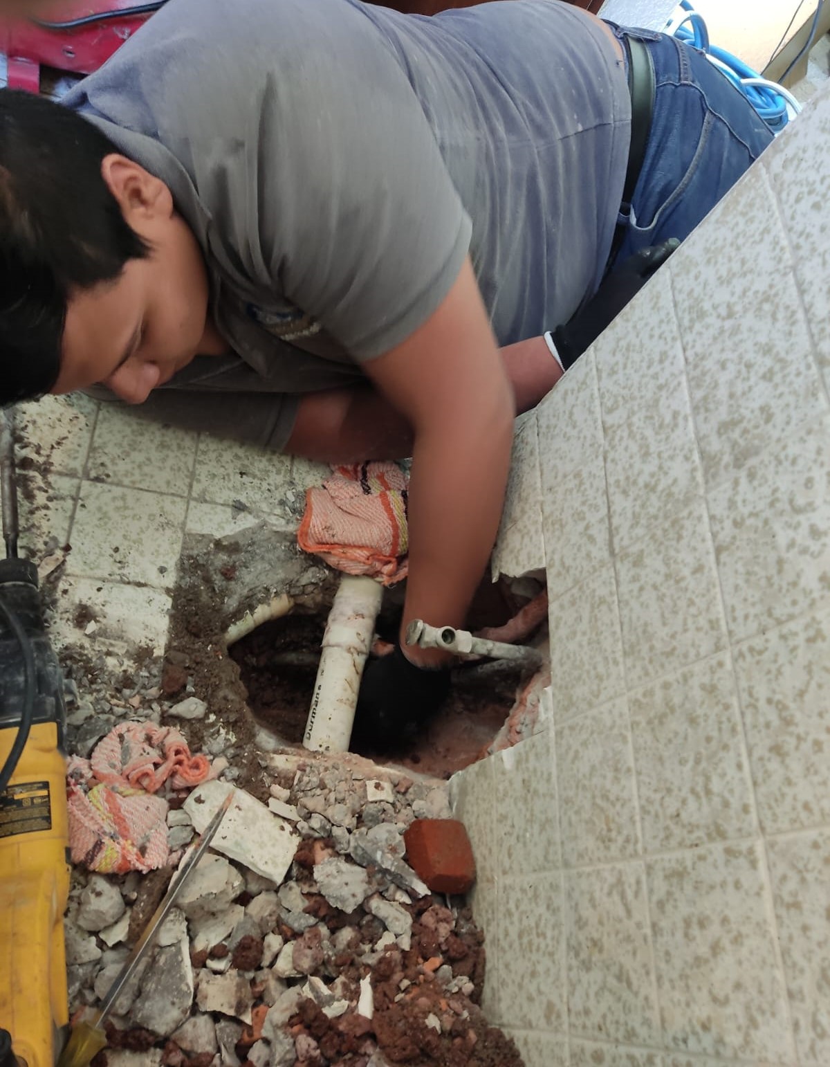 Servicio de Desazolves de Drenajes en la Colonia CROC Aragón, Ecatepec