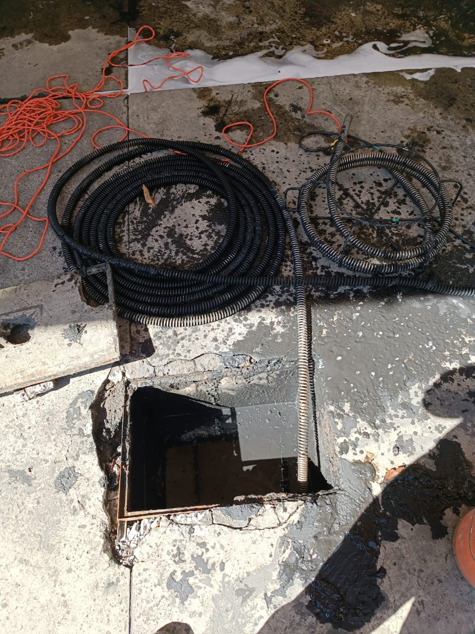 Servicio de Desazolves de Drenajes en la Colonia Plan Tepito, Cuauhtémoc