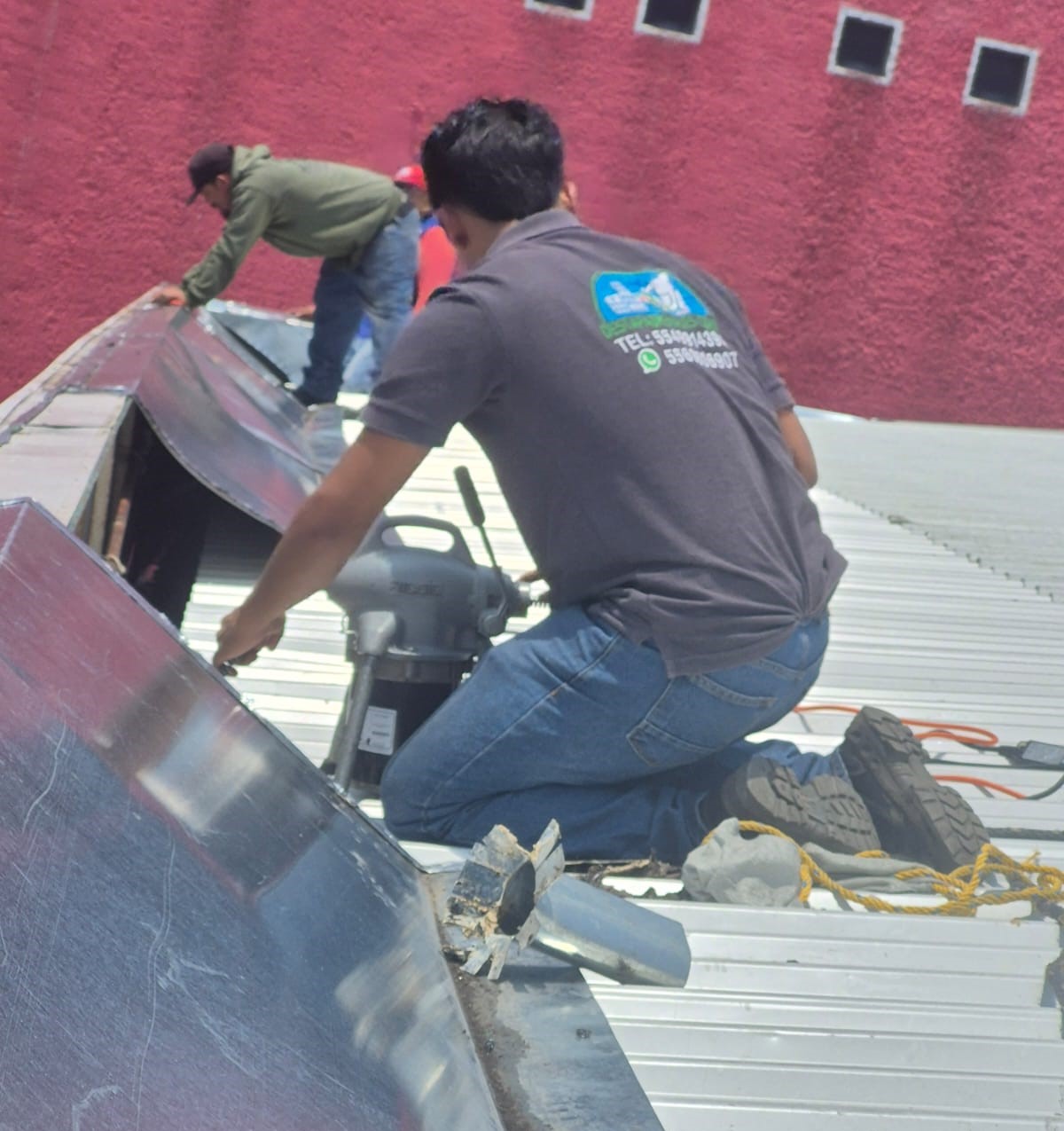 Servicio de Desazolves de Drenajes en la Colonia Misión de los 40, Ecatepec