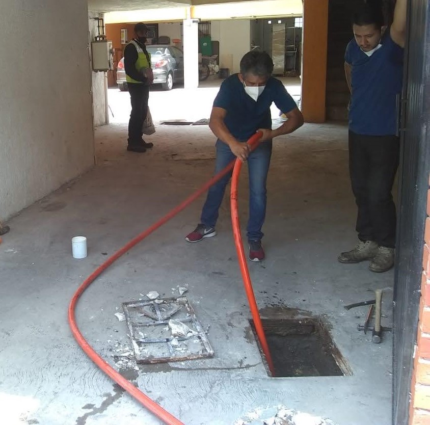 Servicio de Desazolves de Drenajes en la Colonia Buenavista, Naucalpan