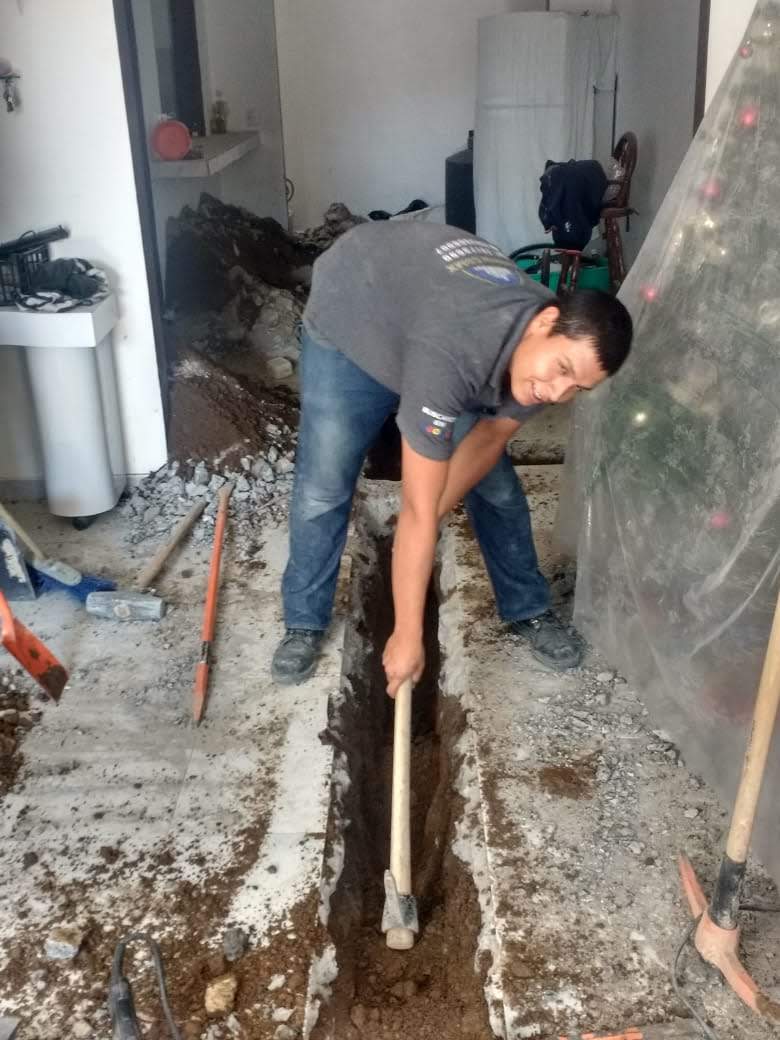 Servicio de Desazolves de Drenajes en la Colonia Ecatepec Centro, Ecatepec