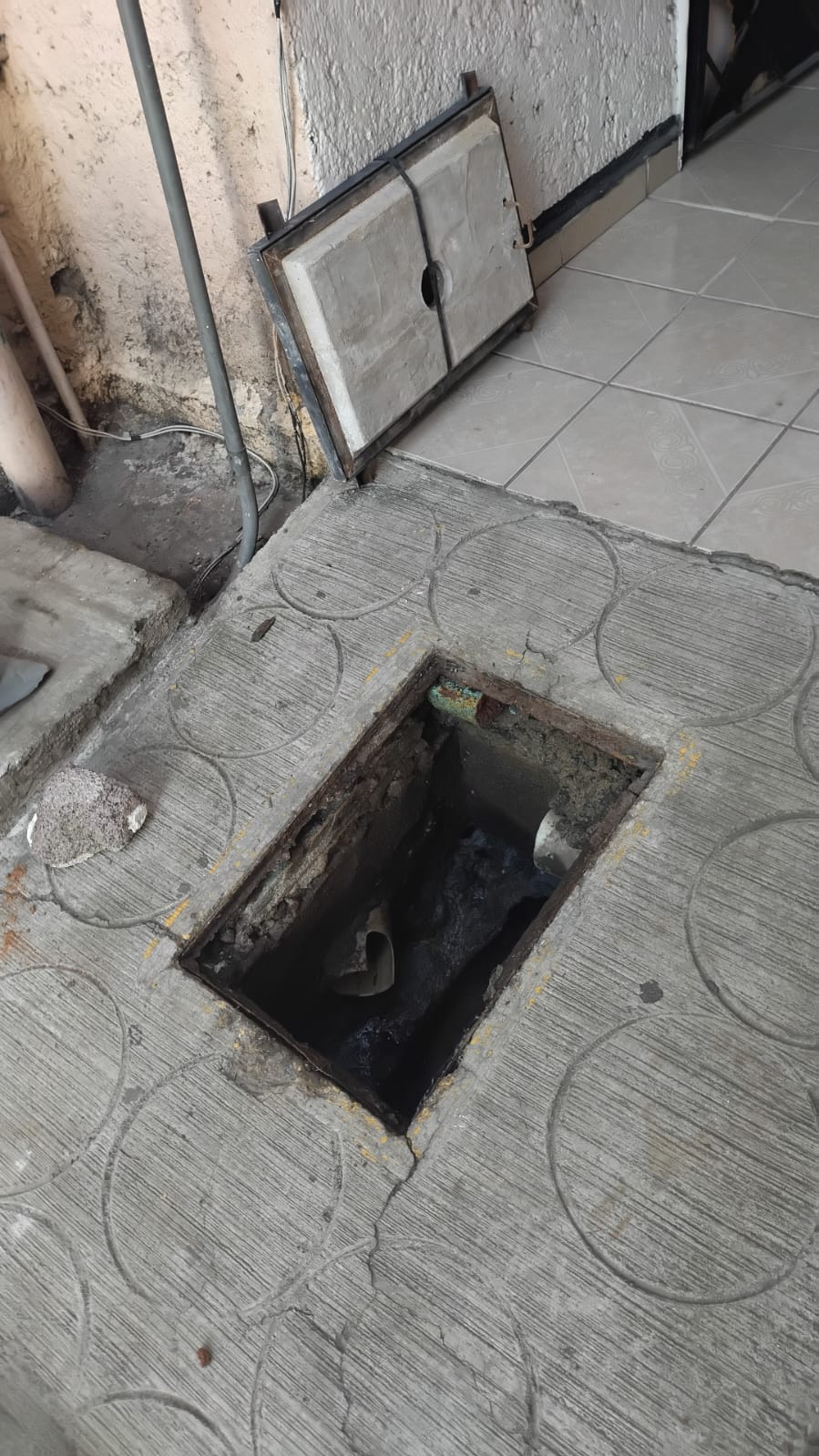 Servicio de Desazolves de Drenajes en la Colonia Matías Romero, Gustavo A Madero
