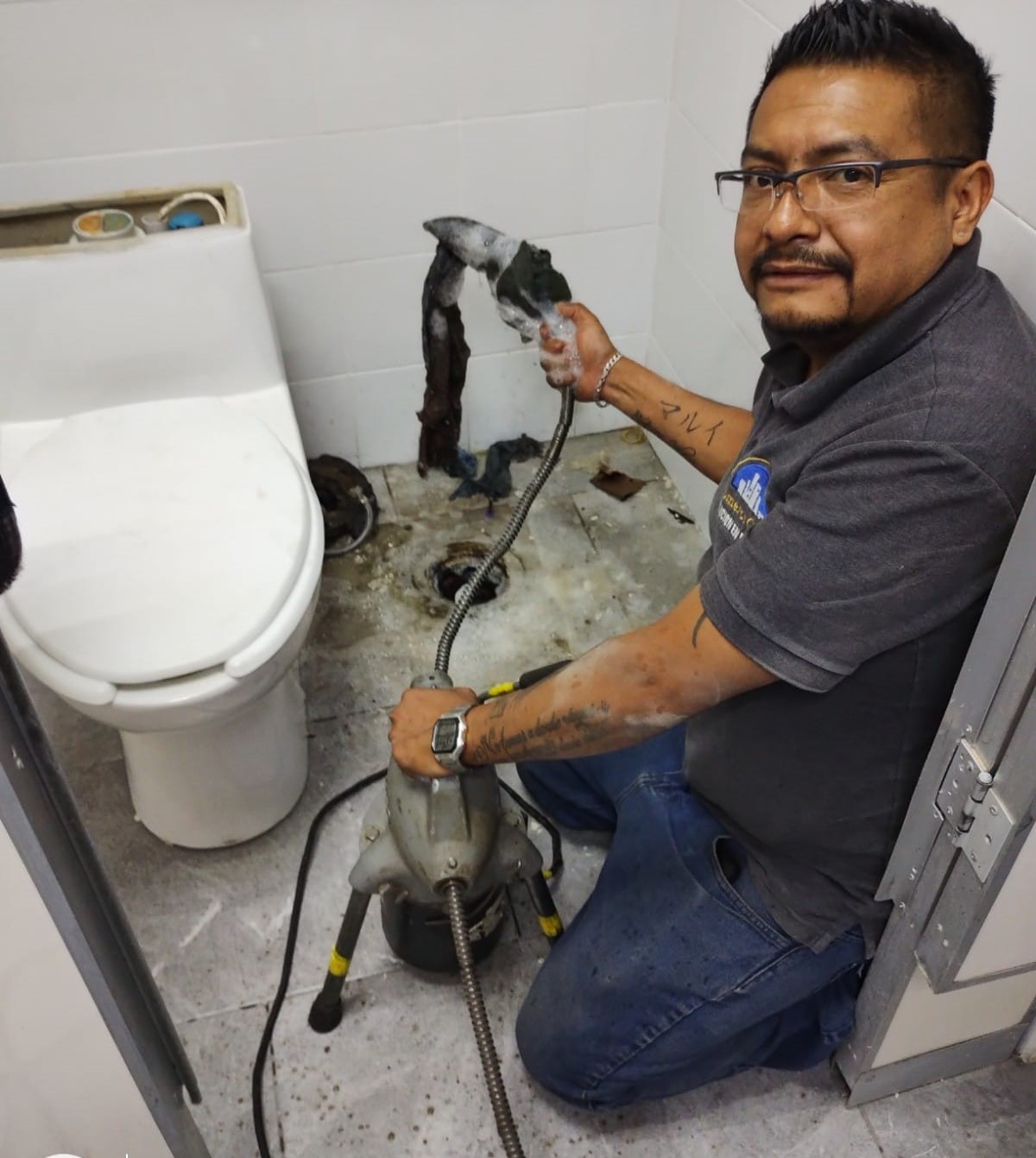 Servicio de Desazolves de Drenajes en la Colonia ASA, Ecatepec