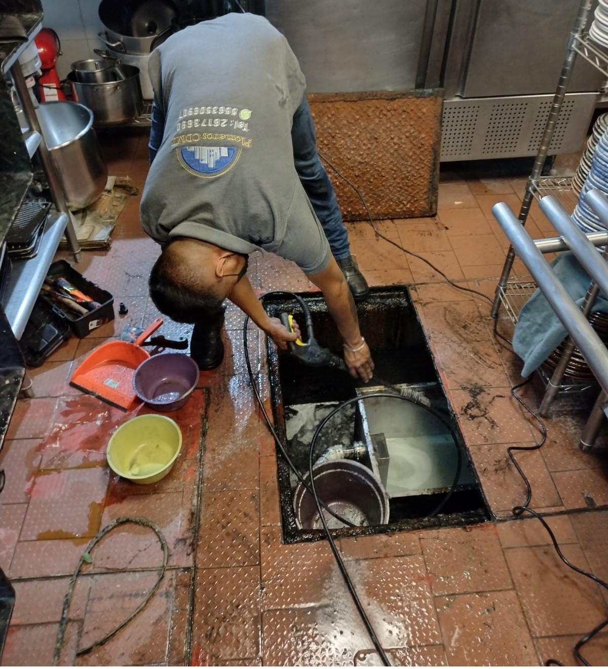 Servicio de Desazolves de Drenajes en la Colonia Ferrería, Azcapotzalco